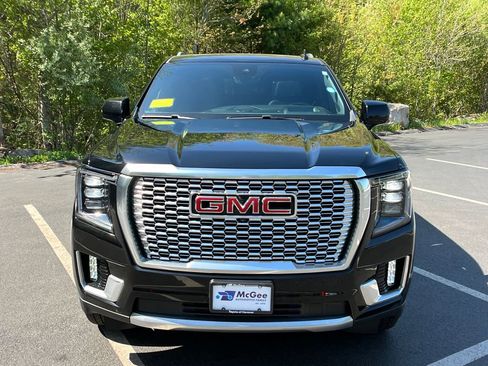 Used 2023 GMC Yukon XL Denali w/ Denali Reserve Package AWD/4WD image 8