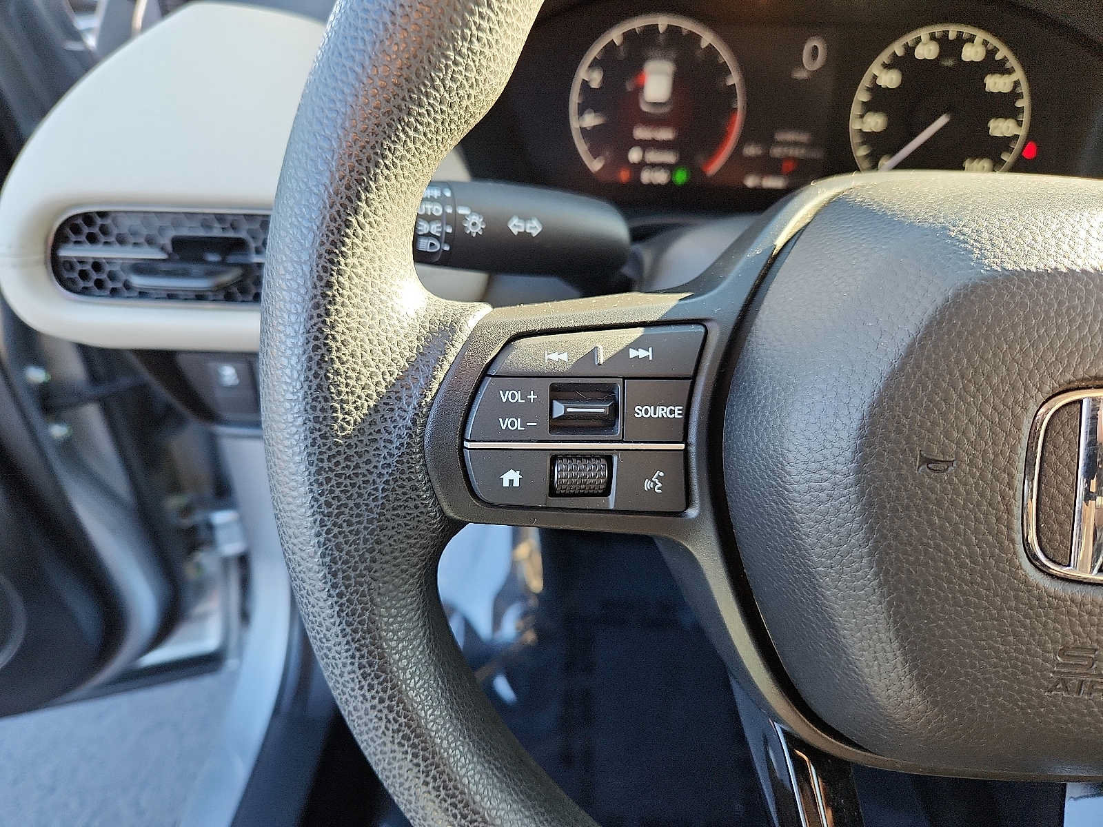 Certified 2024 Honda HR-V LX image 20