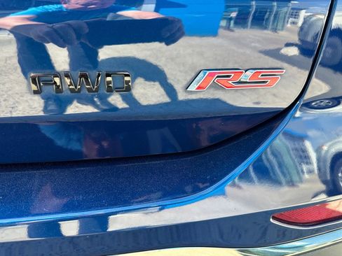 Used 2023 Chevrolet Equinox RS w/ RS Leather Package image 3