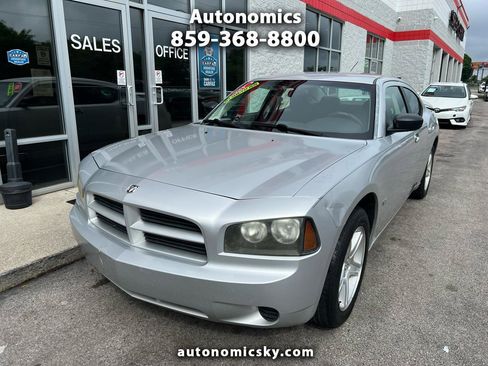 Used 2008 Dodge Charger SE RWD image 1