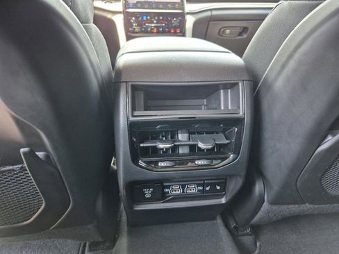 Used 2023 Jeep Grand Cherokee 4WD 4xe w/ Luxury Tech Group II image 18