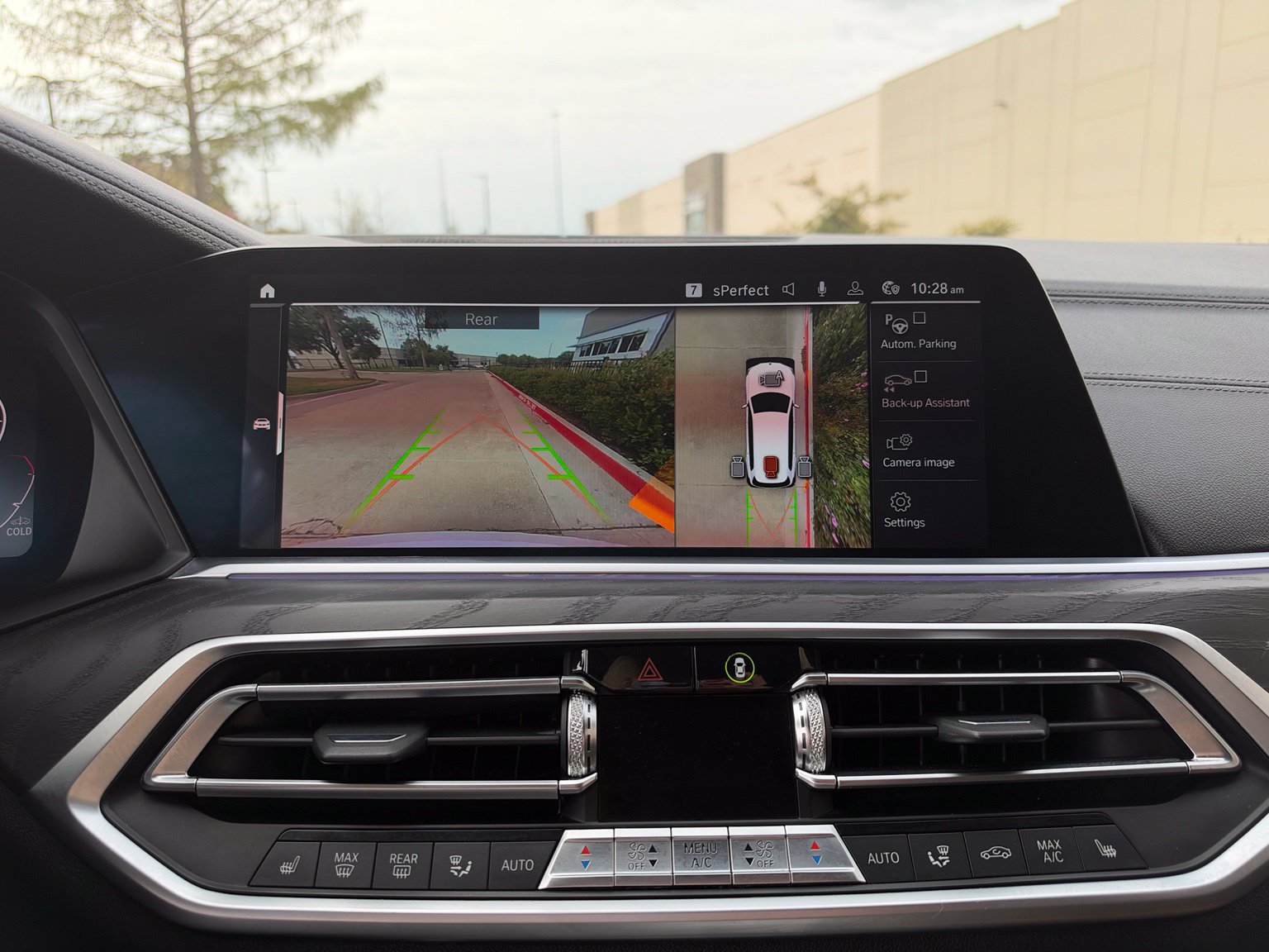 Used 2020 BMW X7 xDrive40i w/ Premium Package AWD/4WD image 14