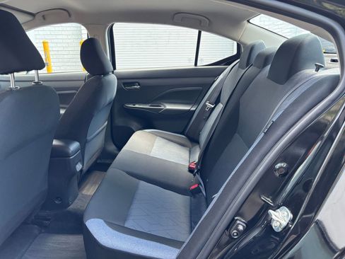 Used 2025 Nissan Versa SV FWD image 25