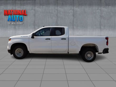 Used 2025 Chevrolet Silverado 1500 W/T RWD image 3