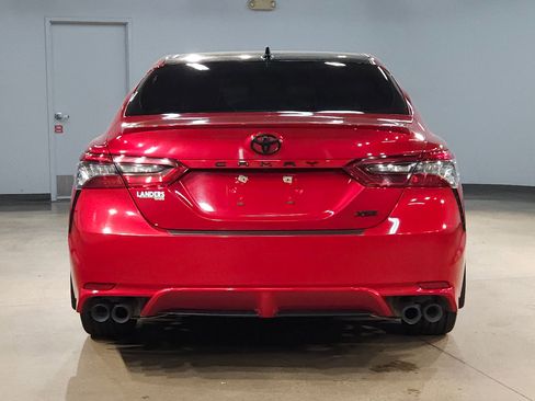Used 2024 Toyota Camry XSE FWD image 6