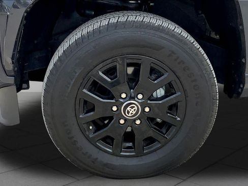 Used 2025 Toyota Tacoma SR5 image 10