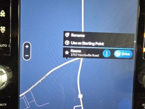 Used 2024 RAM 2500 Big Horn w/ Sport Appearance Package image 11