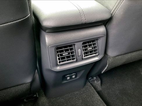 Used 2019 Toyota RAV4 Limited w/ Advanced Technology Package AWD/4WD image 10