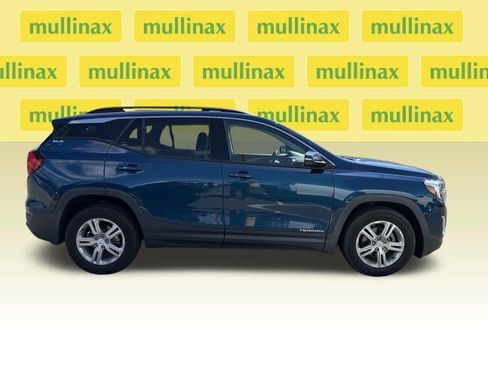 Used 2020 GMC Terrain SLE w/ Driver Convenience Package FWD image 12