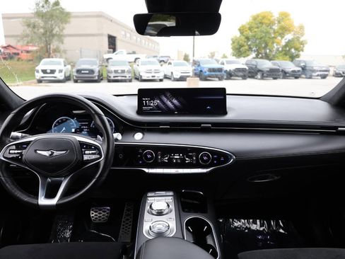 Used 2022 Genesis GV70 3.5T Sport w/ Sport Prestige Package image 13