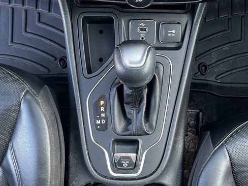 Used 2020 Jeep Cherokee Latitude Lux w/ Quick Order Package 26H Lux image 20