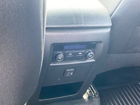 Certified 2023 Chevrolet Traverse LT FWD image 18