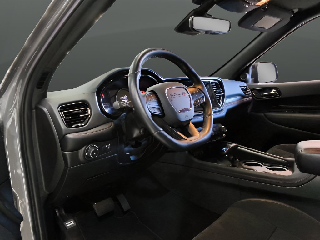 Used 2023 Dodge Durango R/T w/ Tow 'N Go Package AWD/4WD image 11