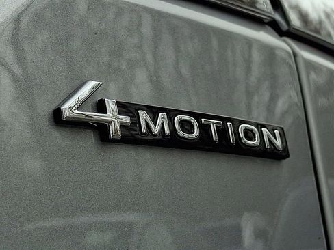 New 2026 Volkswagen Atlas SE image 20