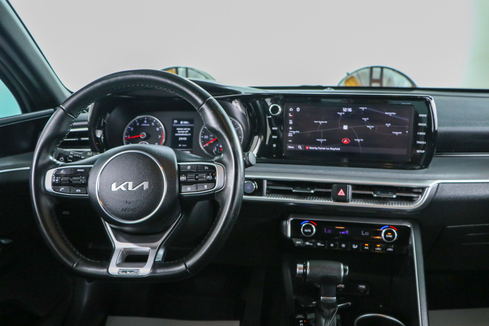 Used 2024 Kia K5 GT-Line w/ GT-Line Premium Package FWD image 17