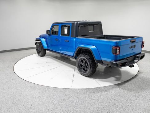 Used 2021 Jeep Gladiator Sport AWD/4WD image 36