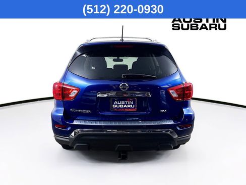 Used 2018 Nissan Pathfinder SV image 6