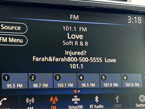 Used 2022 Nissan Maxima SV w/ Floor Mat Group image 7