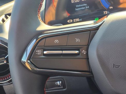 New 2025 Chevrolet Equinox EV RS image 10