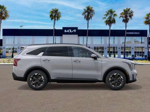 New 2026 Kia Sorento S image 7