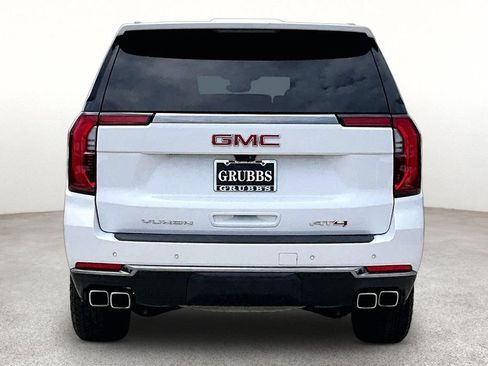 Used 2025 GMC Yukon AT4 w/ AT4 Premium Package AWD/4WD image 4