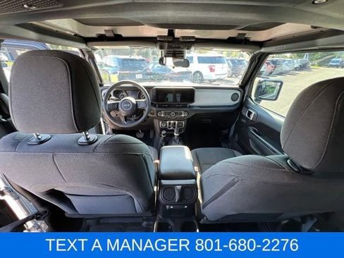 Used 2024 Jeep Wrangler Unlimited Sport AWD/4WD image 30