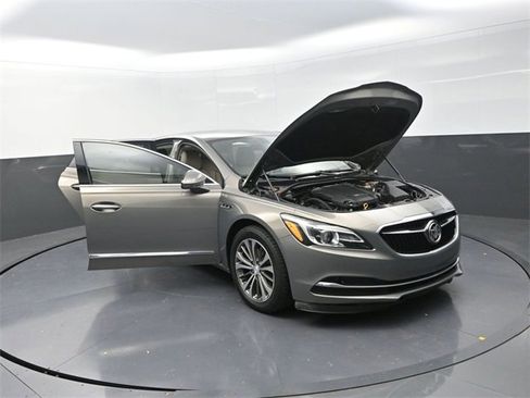 Used 2019 Buick LaCrosse Preferred image 35