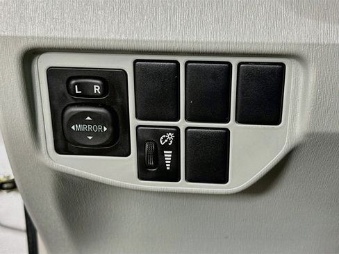 Used 2013 Toyota Prius Two FWD image 17