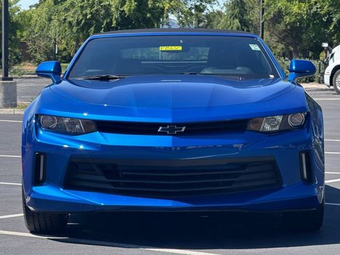 Used 2017 Chevrolet Camaro LT RWD image 7