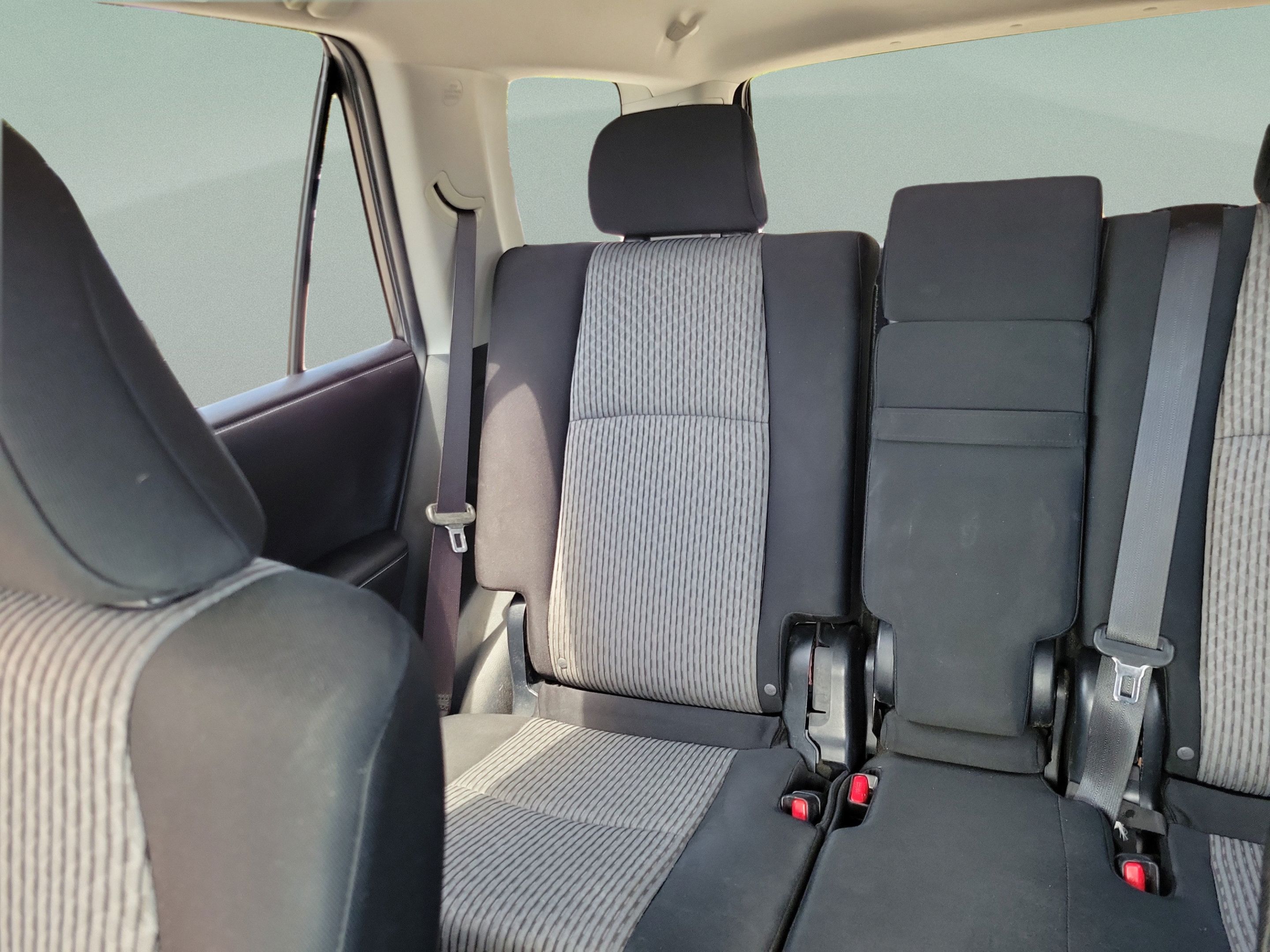 Used 2016 Toyota 4Runner SR5 RWD image 10