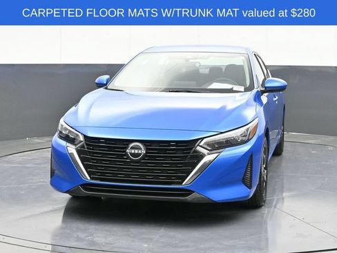 Used 2024 Nissan Sentra SV FWD image 2