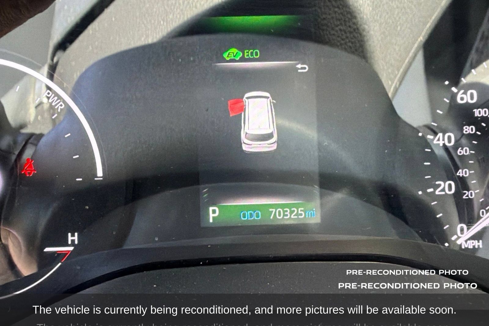 Used 2024 Toyota Sienna XLE FWD image 22