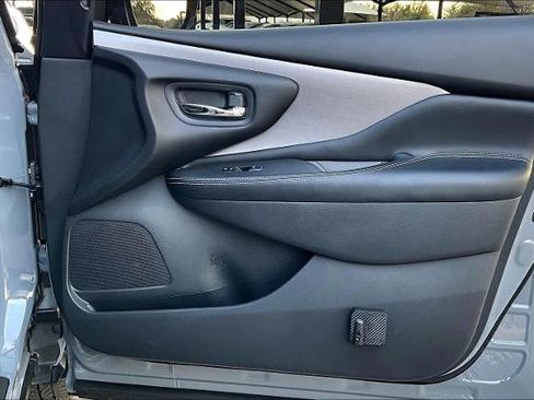 Certified 2024 Nissan Murano SV w/ SV Midnight Edition Package image 21