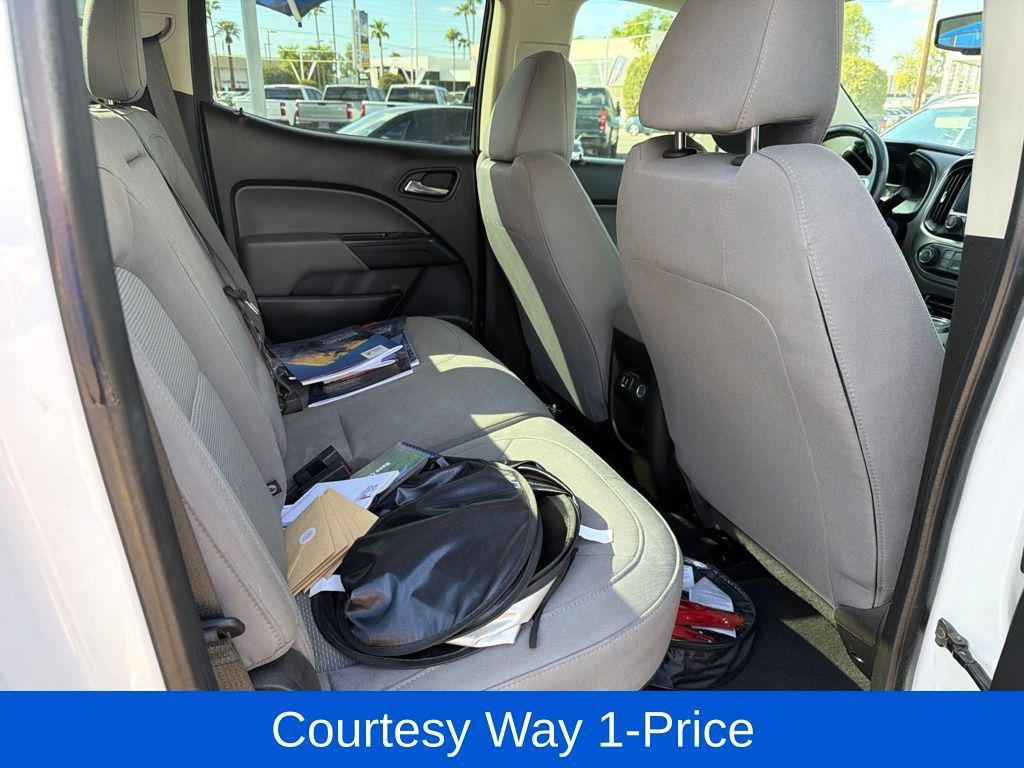 Used 2019 Chevrolet Colorado LT RWD image 11
