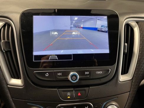 Used 2023 Chevrolet Malibu LT image 27