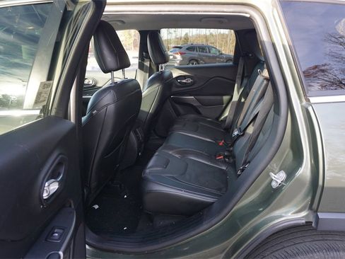 Used 2020 Jeep Cherokee Latitude Lux w/ Comfort/Convenience Group image 15