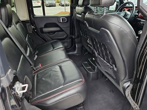 Used 2018 Jeep Wrangler Unlimited Rubicon image 15