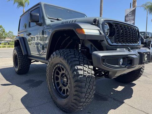 Used 2024 Jeep Wrangler Sport AWD/4WD image 10