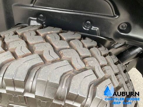 Used 2021 Jeep Wrangler Unlimited Rubicon AWD/4WD image 13