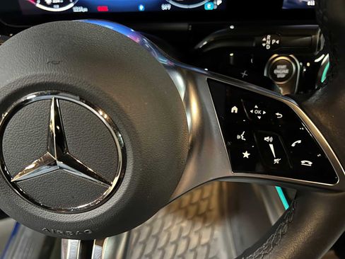 Certified 2025 Mercedes-Benz GLA 250 4MATIC image 27