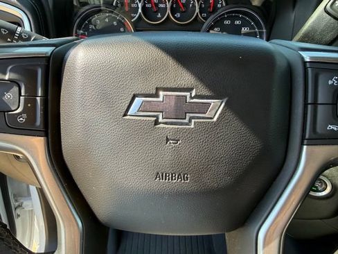 Used 2022 Chevrolet Silverado 1500 RST AWD/4WD image 21
