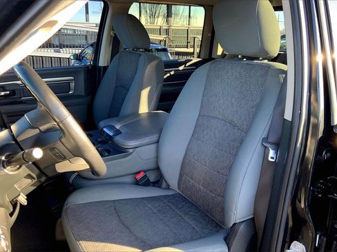 Used 2017 RAM 1500 Big Horn image 9