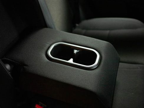 Used 2024 Honda CR-V EX image 17