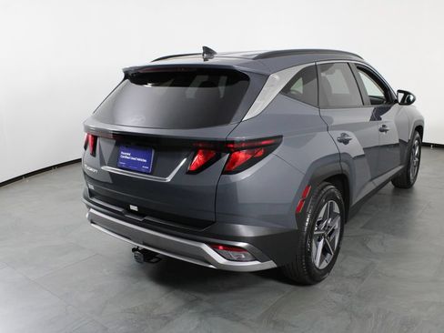 Used 2026 Hyundai Tucson SEL FWD image 4