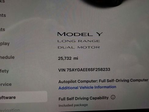 Used 2025 Tesla Model Y Long Range image 35