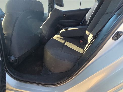 Used 2021 Toyota Corolla LE image 24