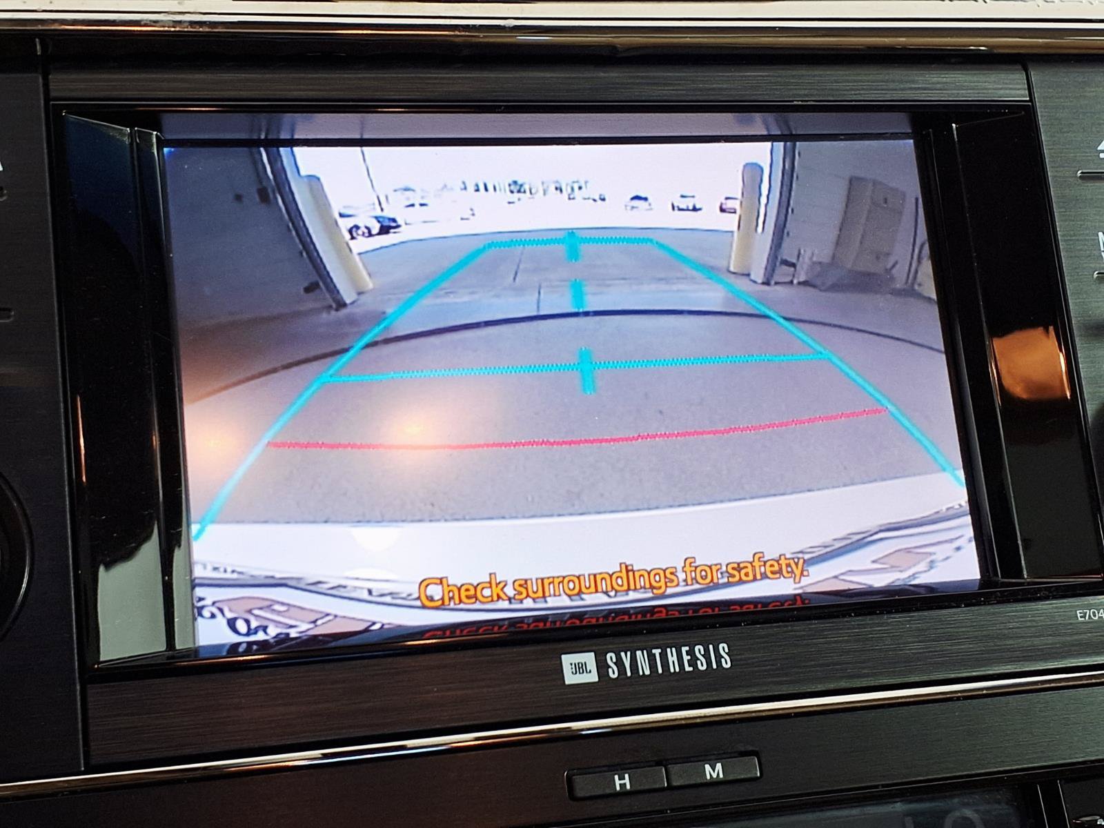 Used 2013 Toyota Avalon Limited FWD image 25