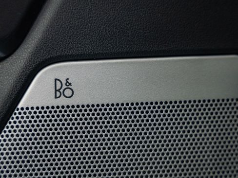 Used 2023 Ford F150 Lariat w/ Equipment Group 502A High image 55