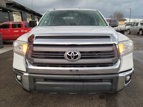 Used 2015 Toyota Tundra SR5 image 2