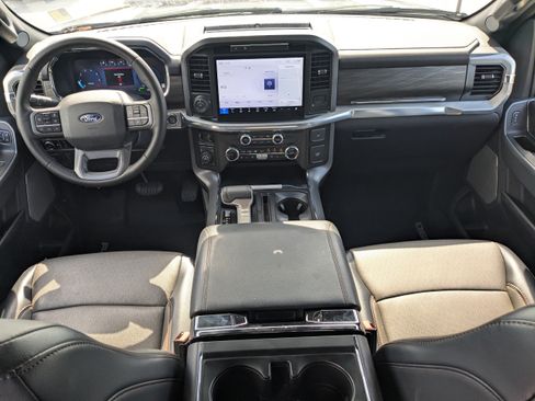 Used 2025 Ford F150 Lariat w/ Equipment Group 501A Mid AWD/4WD image 16